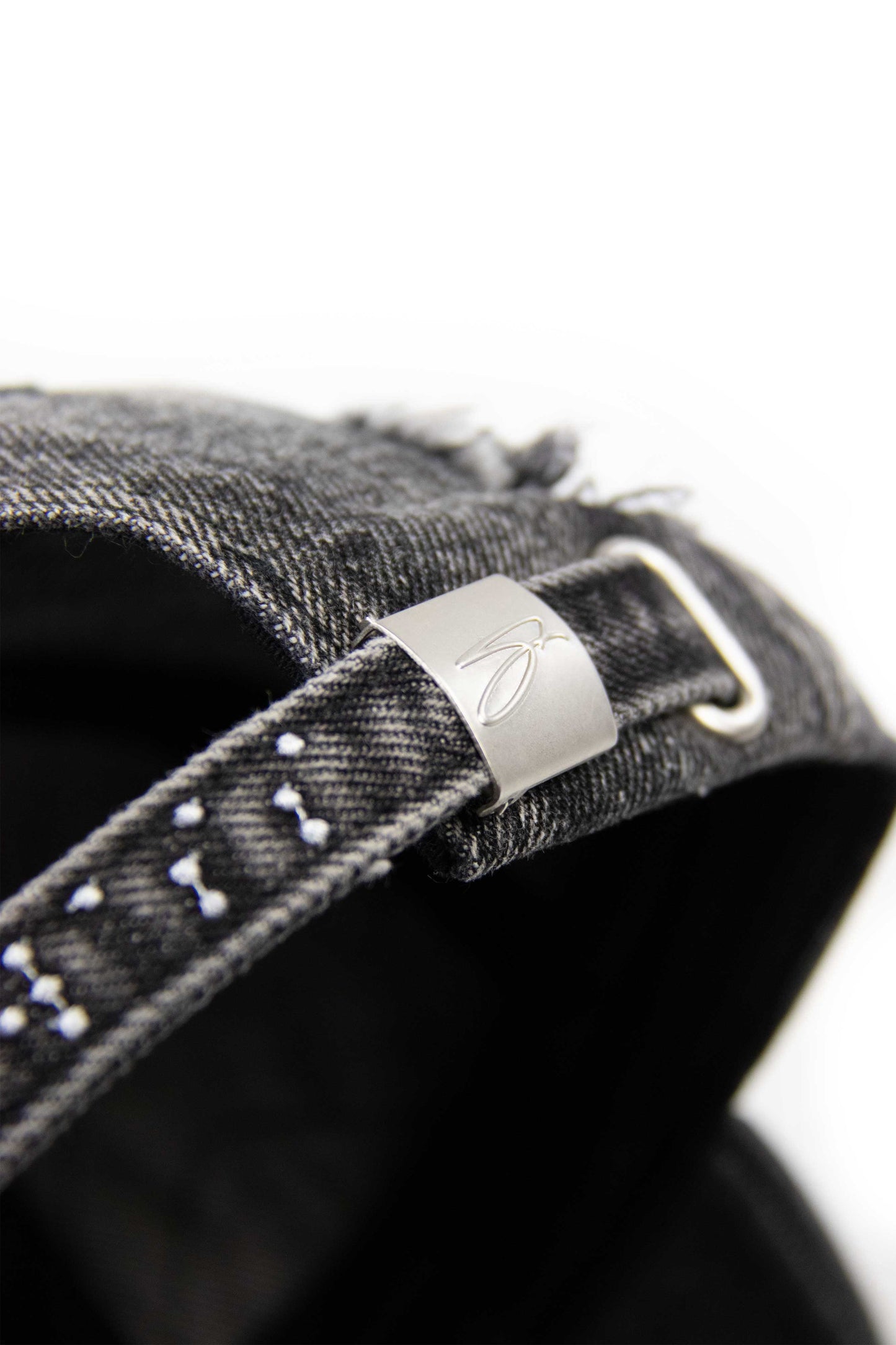 SS24 - RAW DANCING HUMAN CAP BLACK